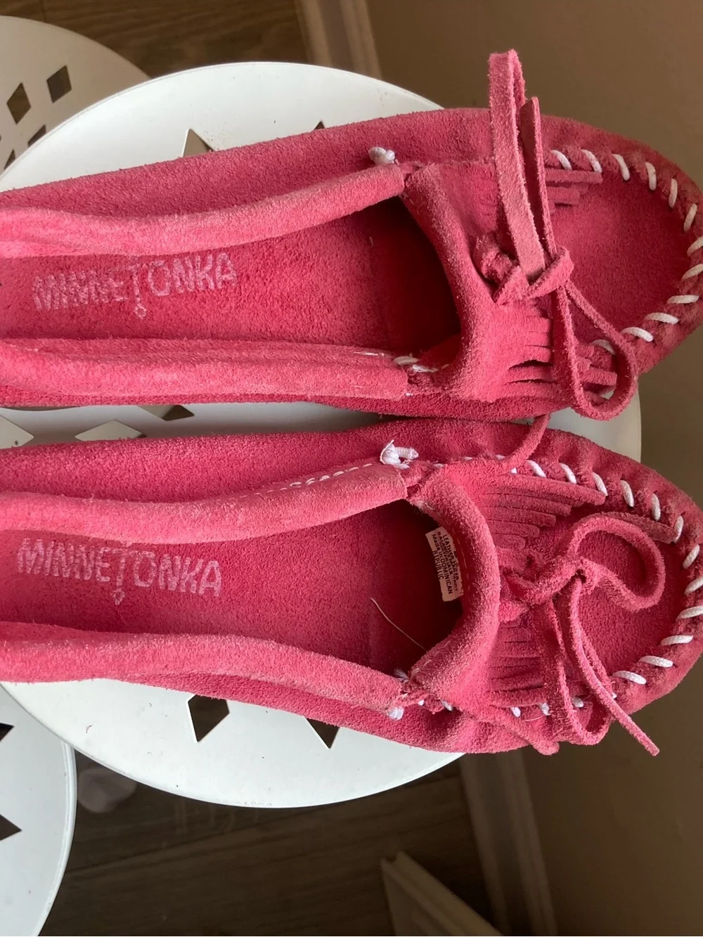Pink Kids Suede Minnetonka Moccasins Size 2 Girls